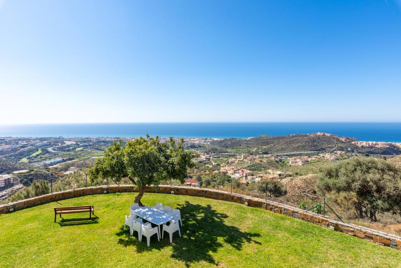 Neptuno Malaga Apartamento De Lujo Rincón de la Victoria Esterno foto
